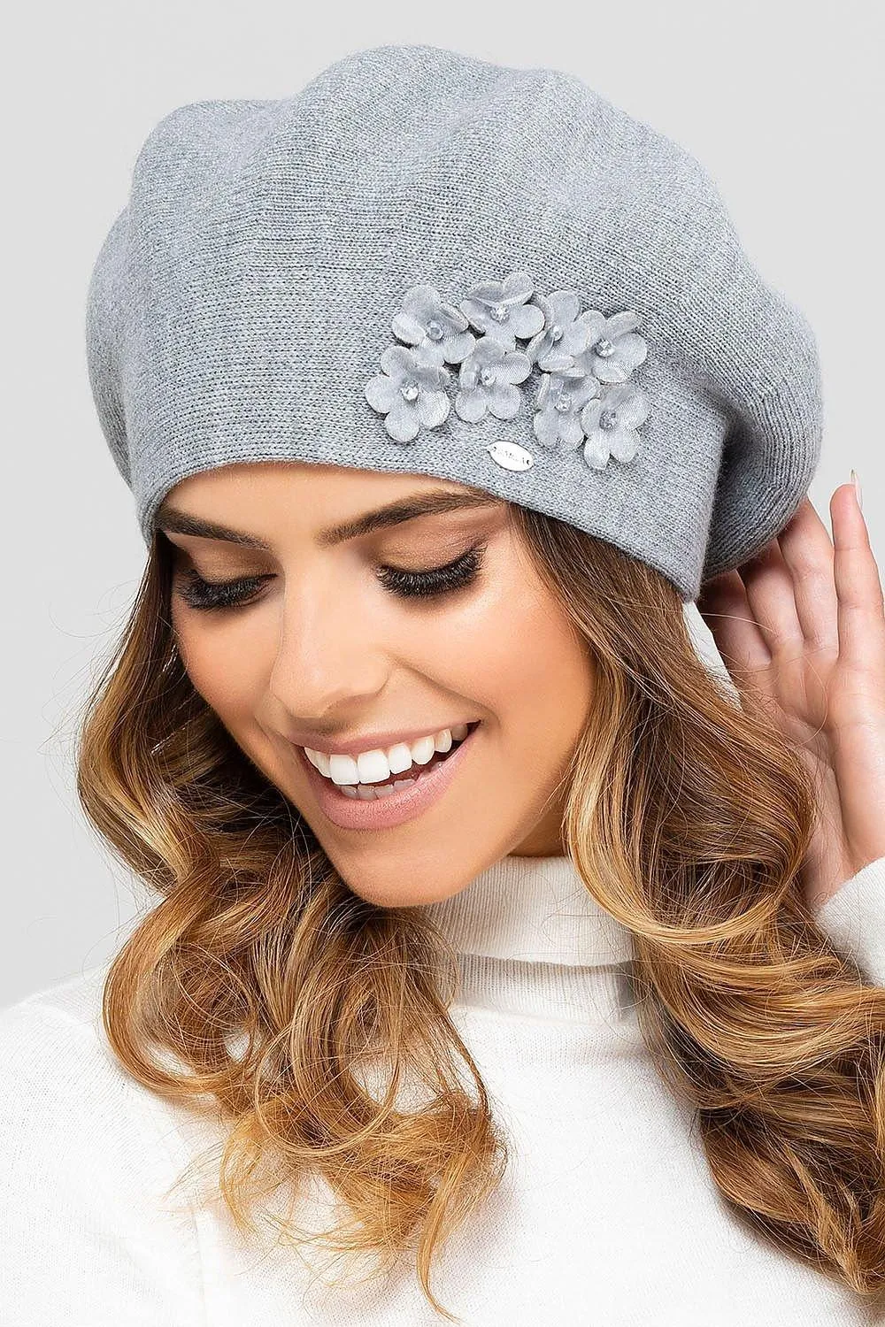 Chic Winter Wool Beret with Floral Accents