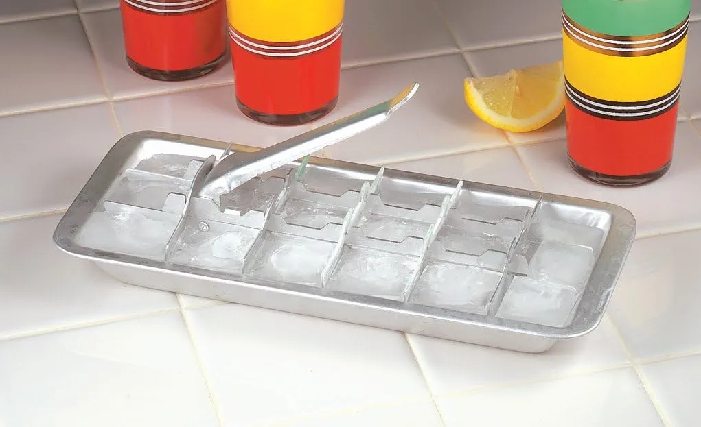 Fox Valley Traders Vintage Kitchen Ice Cube Tray – 18 Slot Ice Cube Maker with Easy Release Handle – Aluminum Metal – 11” L x 4” W x 1 ¾” H
